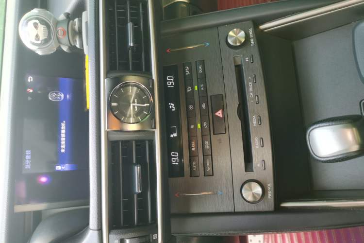 Used Lexus IS 2017 300 F SPORT Edition Audio And AC Panel