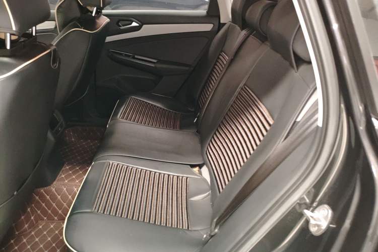 Used Jetta VS5 2022 280TSI Manual Advanced Trim Left Rear Seat