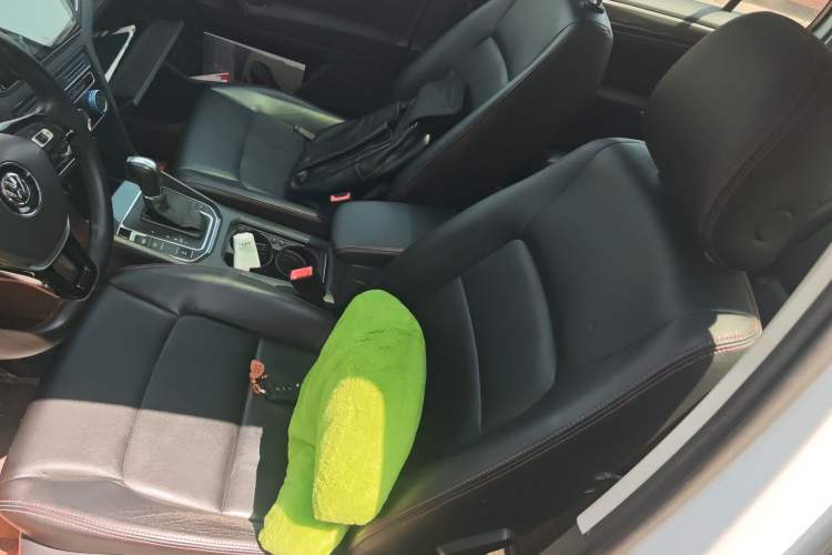 Used Volkswagen Golf Sportsvan 2016 230TSI Automatic Trend Edition
