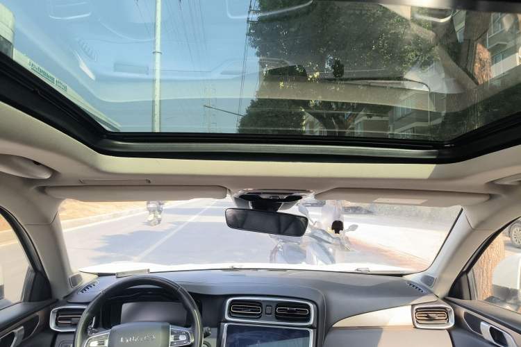 Used Lynk & Co 01 2017 2.0T Two-Wheel Drive Pro Edition