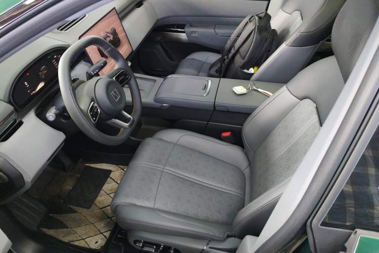 Used Zeekr 7X 2025 75 kWh Rear-Wheel Drive Intelligent Driving Version

