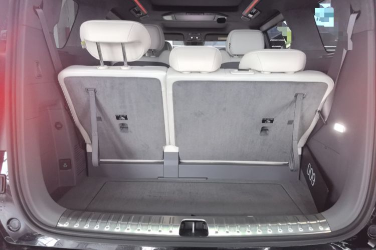 Used Zeekr 009 2024 7-Seater Walk-Through Version Four-Wheel Drive 108 kWh
