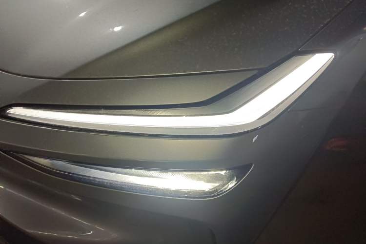 Used ONVO L60 2024 60 kWh Rear-Drive Version
