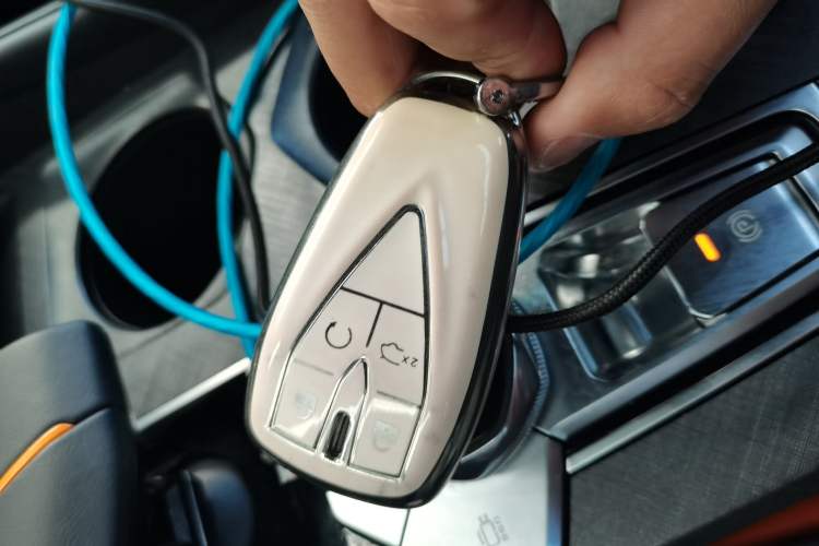 Used CHANGAN UNI-V 2023 1.5T Prestige Model Vehicle Key