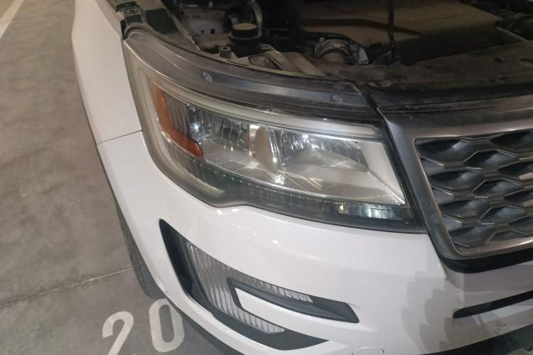 Used Ford Explorer (Import) 2017 3.5T Platinum Edition
