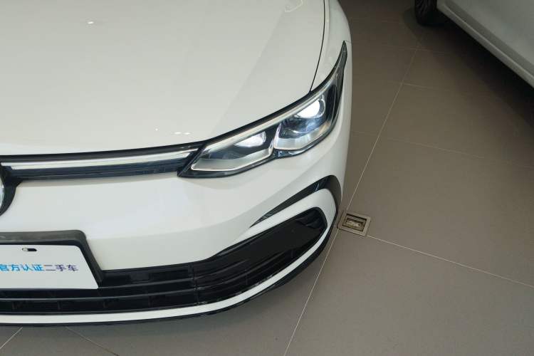 Used Volkswagen Golf 2023 Facelift 280TSI DSG R-Line Lite
