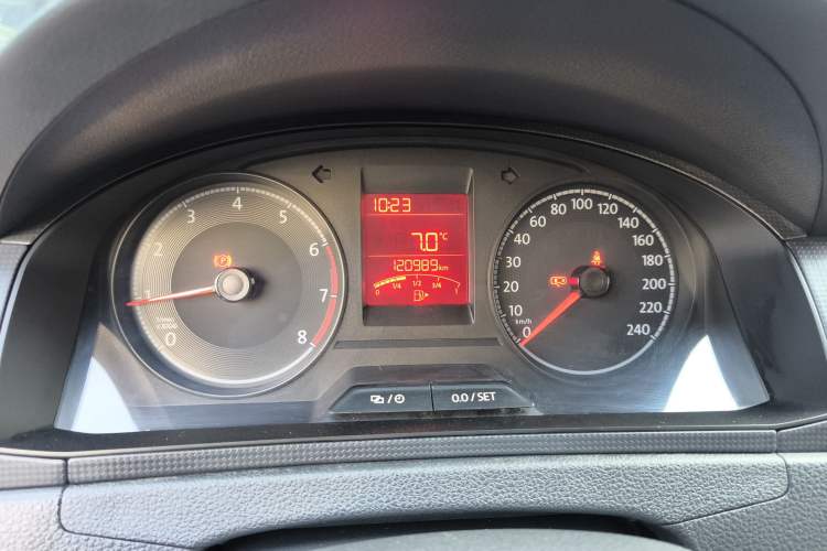 Used Volkswagen Santana 2016 1.6L Manual Fashion Edition