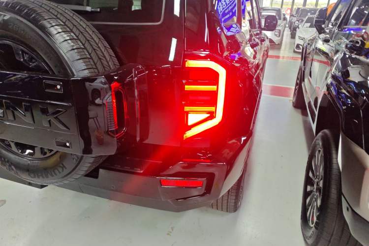 Used Tank 400 2025 2.0T Gasoline Version Right Rear Taillight