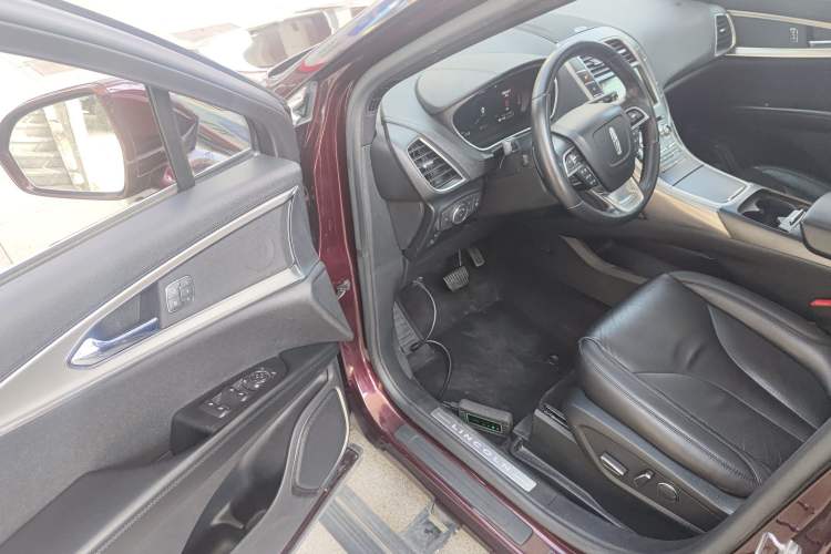 Used Lincoln Nautilus 2019 2.0T Two-Wheel Drive Luxury Edition China VI Standard

