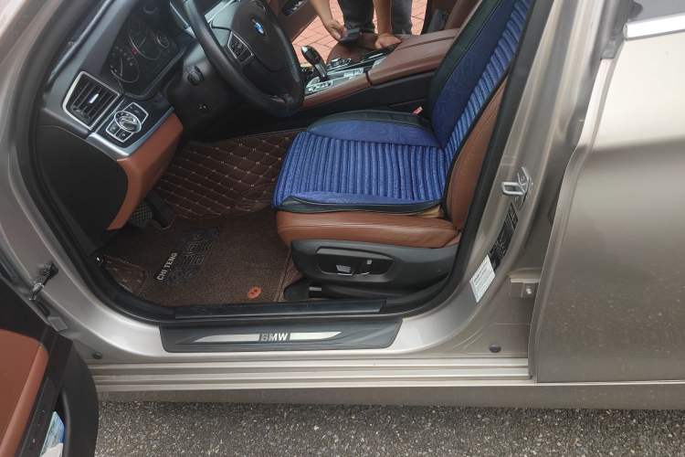 Used BMW 5 Series 2014 520Li Elegant Model