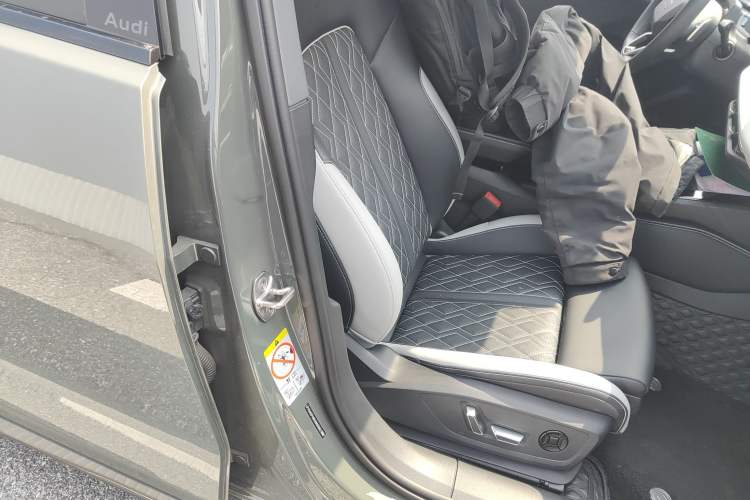 Used Audi A5L 2026 2.0T Sport Plus
