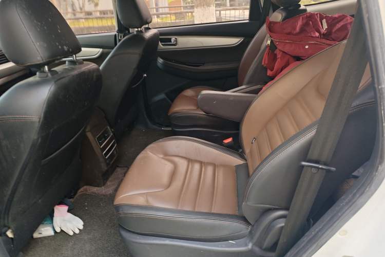 Used FORTHING SX6 2018 1.6L Manual Luxury Model
