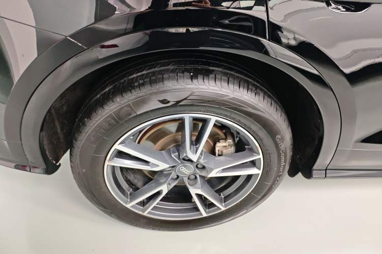 Used Audi Q5L 2018 40 TFSI Prestige Fashion Edition China V Right Rear Wheel Hub