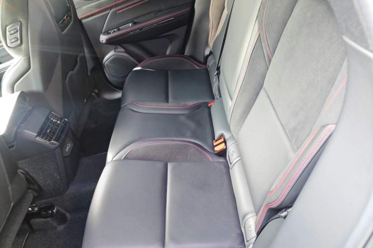 Used Lynk & Co 05 2022 2.0TD Four-Wheel Drive Dynamic Halo
