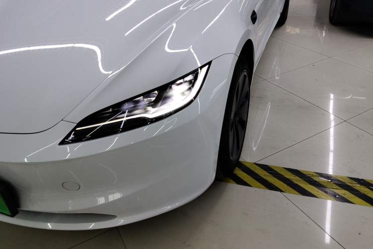 Used Tesla Model 3 2023 Rear-Wheel-Drive Version
