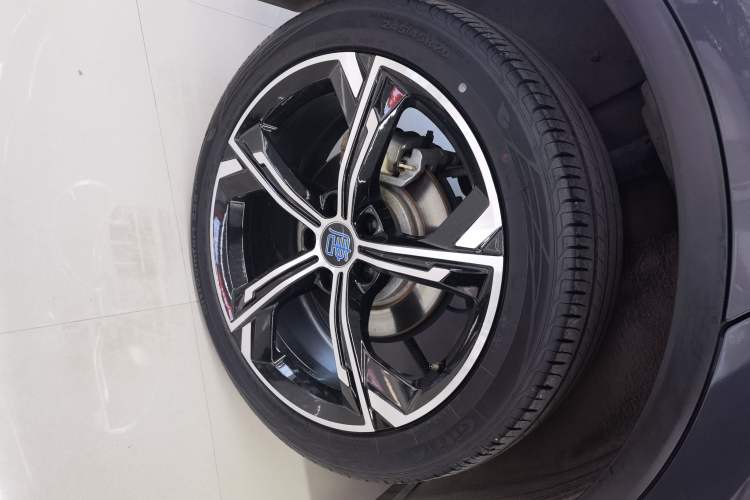 Used BYD Tang New Energy 2021 DM-i 112KM Prestige Model
