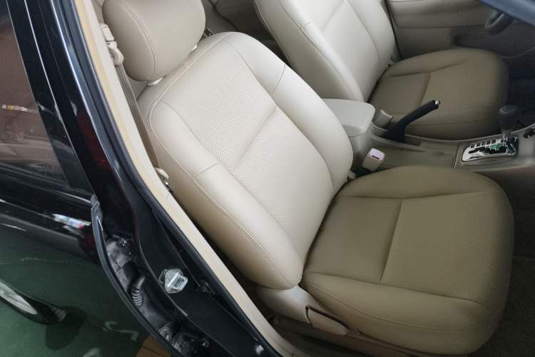 Used Toyota Corolla EX 2013 1.6L Automatic Excellence Edition