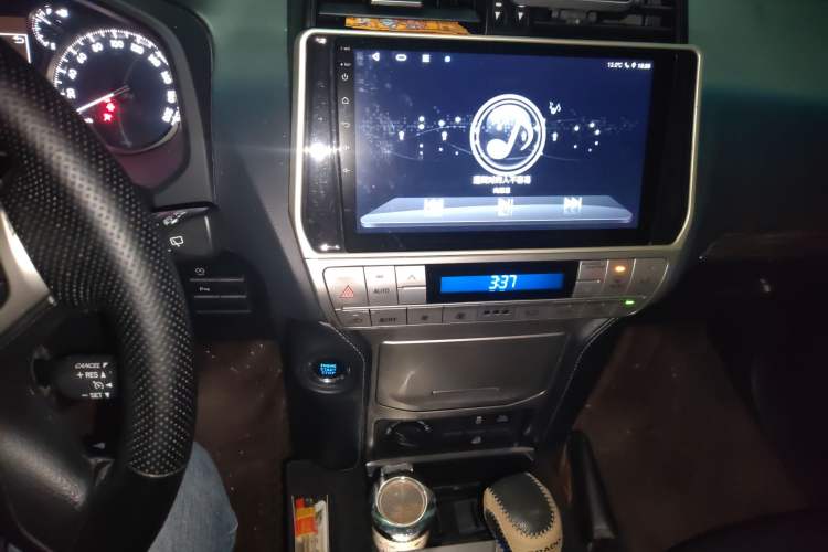 Used Toyota Prado 2018 3.5L Automatic TX-L NAVI with Rear-Mounted Spare Tire Audio And AC Panel