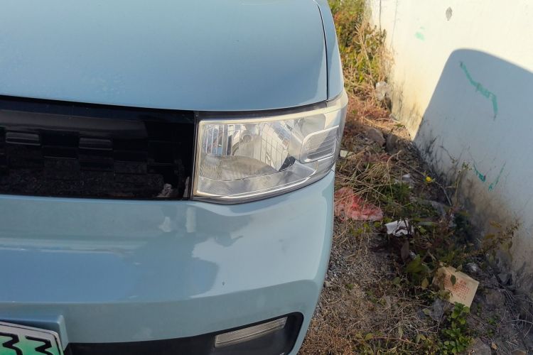 Used Wuling Hongguang MINIEV 2021 Macaron Sandwich Model 120 km Lithium Iron Phosphate Left Front Headlight