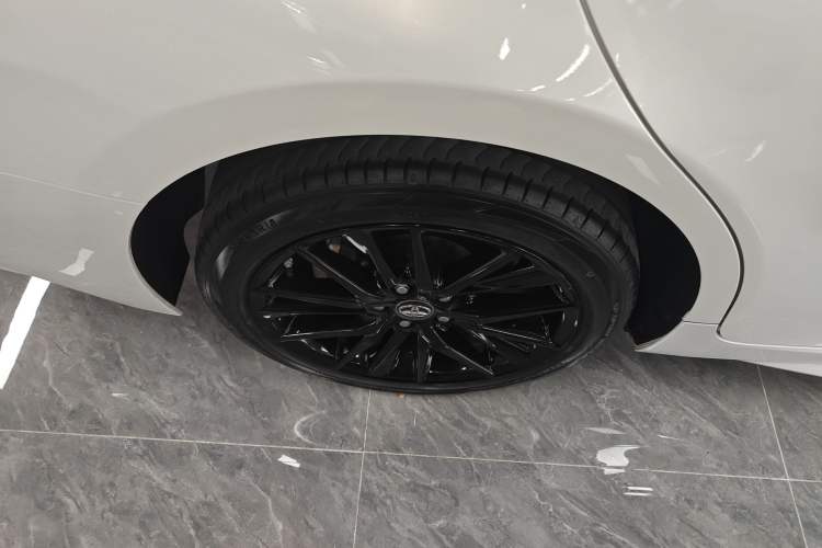 Used Toyota Camry 2023 2.0S Knight Edition