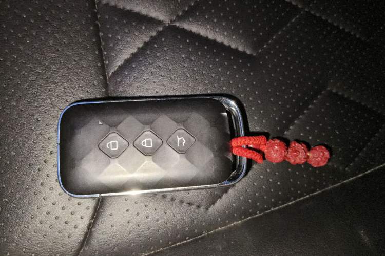 Used Wuling Jiachen 2023 2.0L DHT Flagship Edition Vehicle Key