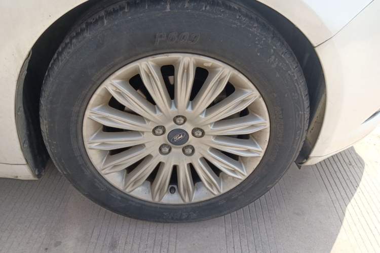 Used Ford Mondeo 2013 2.0L GTDi 200 Luxury Model