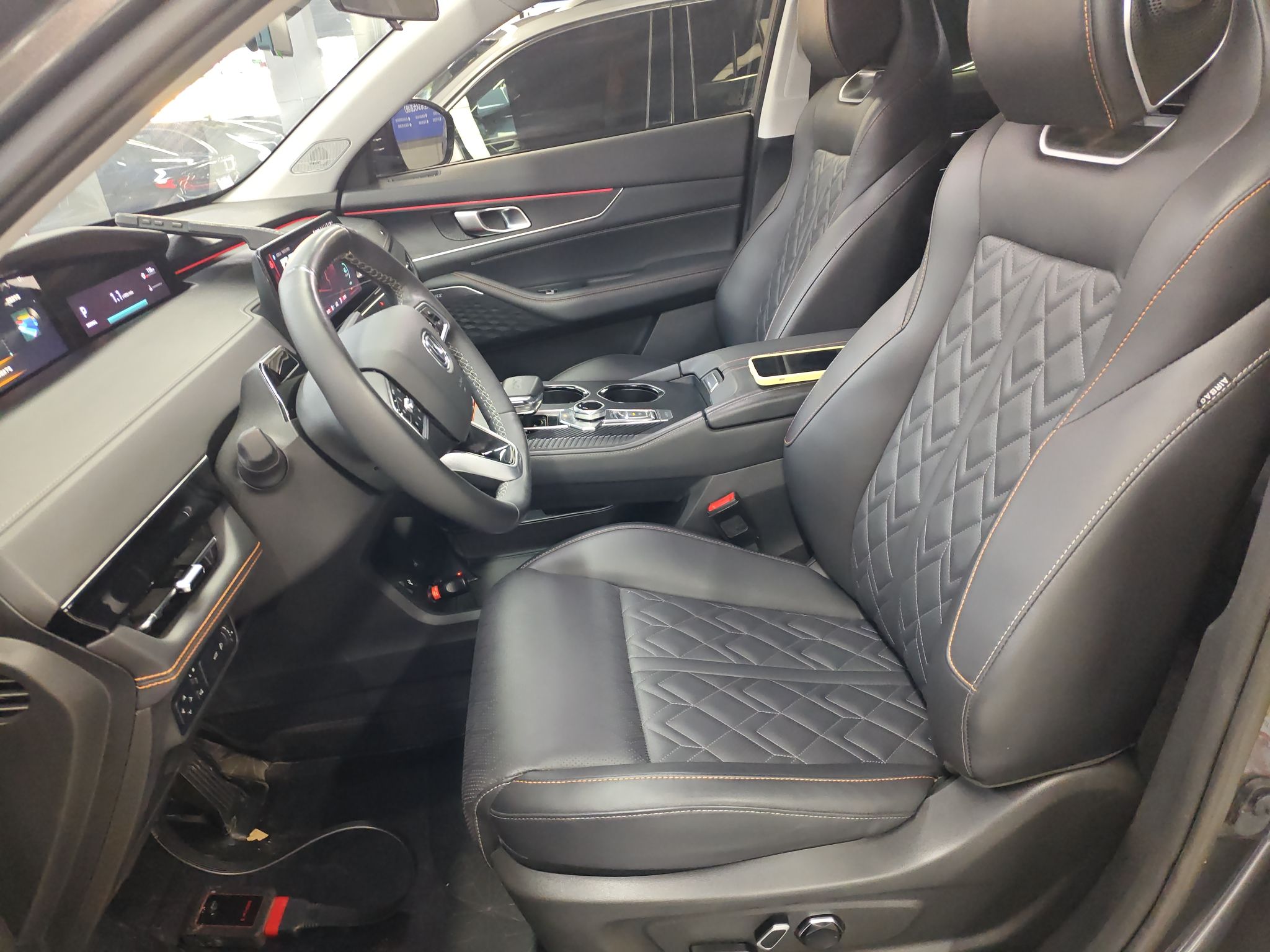 Переднее сиденье в автомобиле