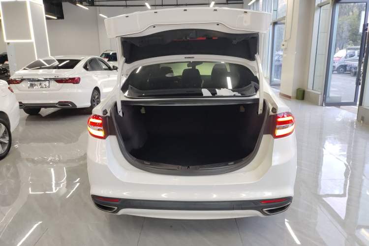 Used Ford Mondeo 2017 EcoBoost 180 Stylish Model
