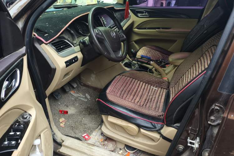 Used Baojun 730 2016 1.5L Manual Luxury Edition 7 Seats
