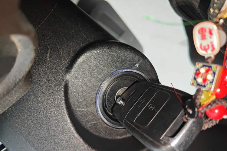 Used Baojun 310W 2017 1.5L Manual Fashion Model China V