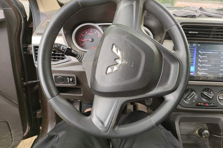 Used Wuling Hongguang 2018 1.5L S Standard Version L2B
