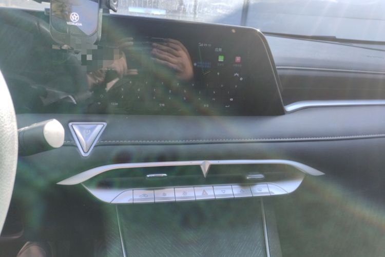 Used Venucia V 2021 260T Idol Edition