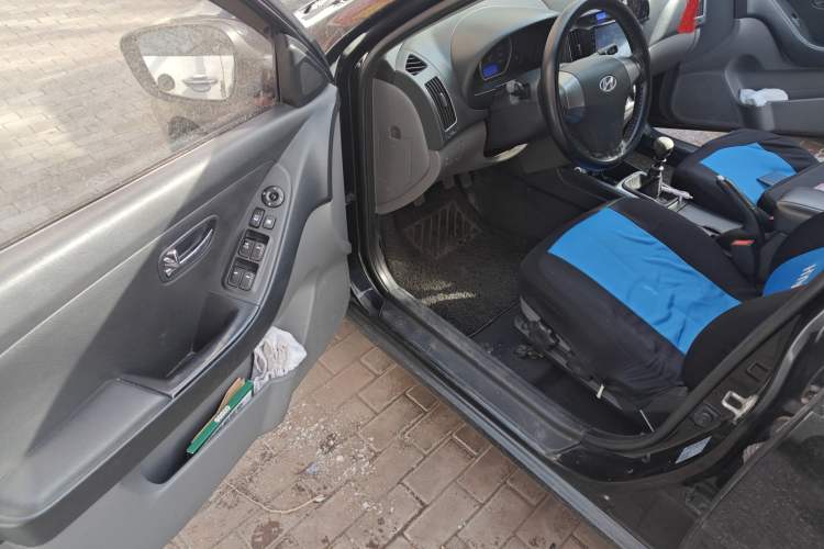 Used Hyundai Celesta 2011 1.6L Manual Comfort Edition
