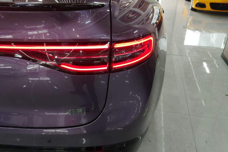 Used Hima Luxeed R7 2024 All-Electric 736 km Ultra Right Rear Taillight