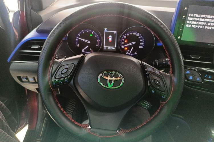 Used Toyota IZOA 2018 2.0L Yichi Version China VI Standard Steering Wheel