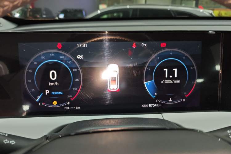 Used Changan CS75 PLUS 2024 3rd Generation Champion Edition 1.5T Intelligent Drive Dynamic Model