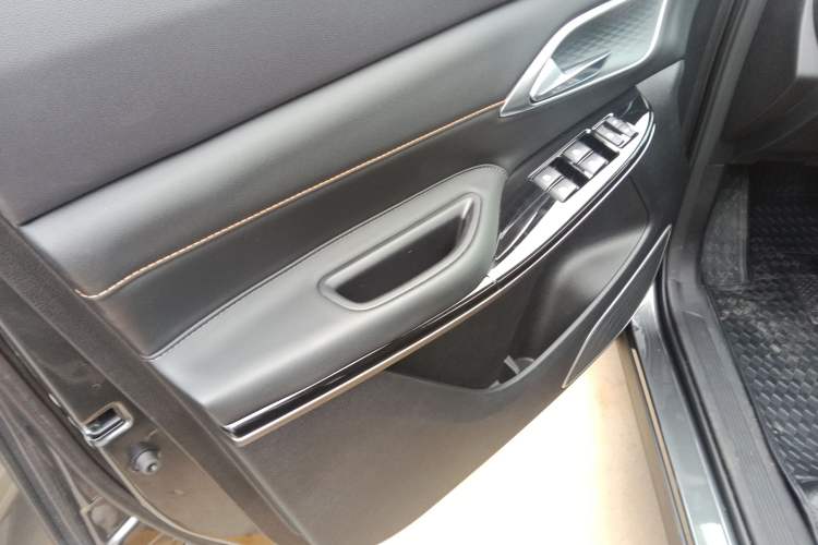 Used Changan X7 PLUS 2024 1.5T Automatic Luxury 7-Seater
