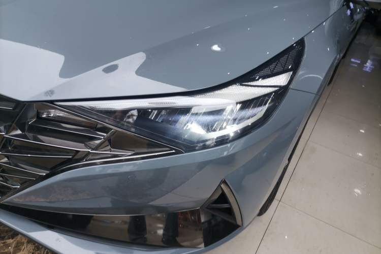 Used Hyundai Elantra 2021 240TGDi DCT LUX Prestige Edition
