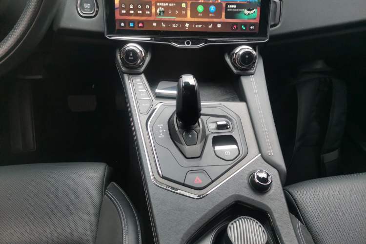 Used Lynk & Co 01 EM-P 2023 1.5TD EM-P PM Gear Lever