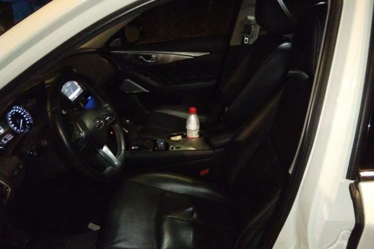 Used Infiniti Q50L 2018 2.0T Enjoyment Edition China V standard