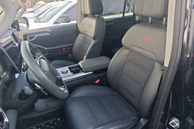 Used JETOUR Traveler 2023 2.0T All-Wheel-Drive CrossPRO
