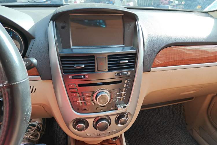 Used Buick Excelle 2011 1.6 LE-AT
