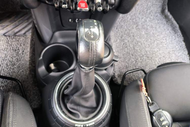 Used MINI MINI 2015 1.5T COOPER Fun Five-Door Edition