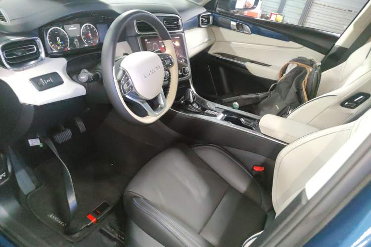 Used Lynk & Co 01 2019 2.0T Two-Wheel Drive Zhaopu Version China VI Standard