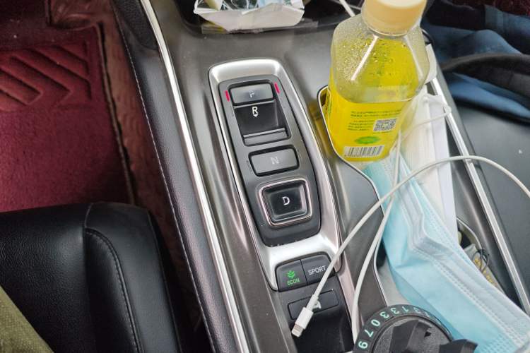 Used Honda Accord 2018 Rui Hybrid 2.0L Rui Zhi Version China V Emission Standard Gear Lever