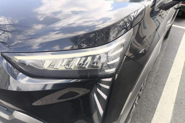 Used AION Y 2022 70 Tech Edition Lithium Iron Phosphate
