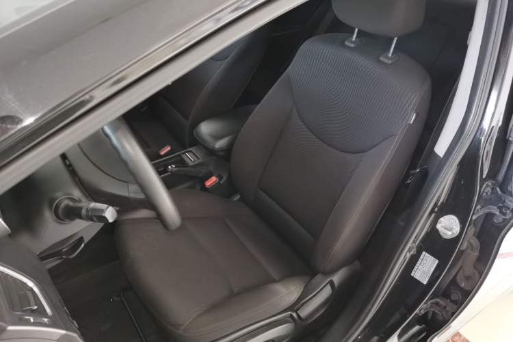 Used Hyundai Elantra (5th Generation / Langdong) 2015 1.6L Automatic Leading Model