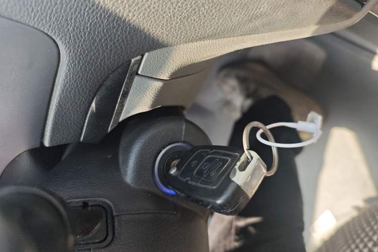 Used Geely Auto Classic Emgrand 2012 Sedan 1.8L Manual Luxury Model