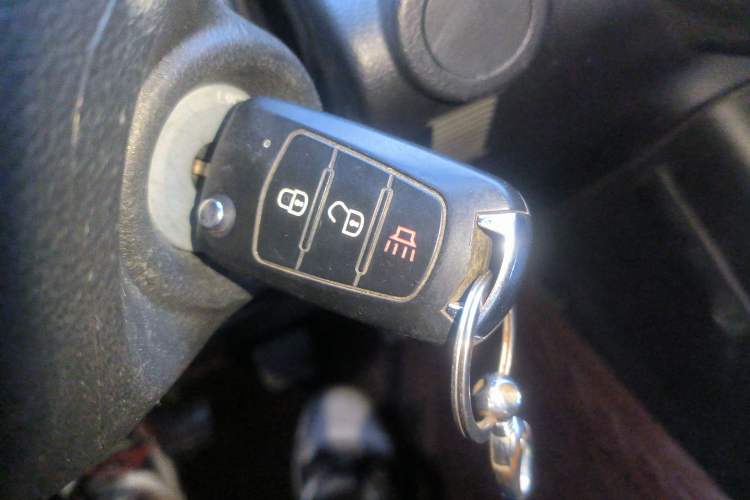 Used Great Wall King Kong Poer 2022 2.0T Manual Diesel Two-Wheel Drive Elite Version with Long Bed GW4D20M
