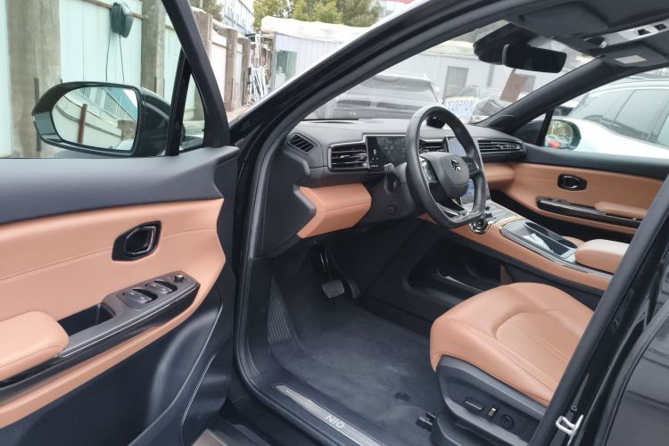 Used Nio ES6 2022 75 kWh Sport Edition Driver Seat